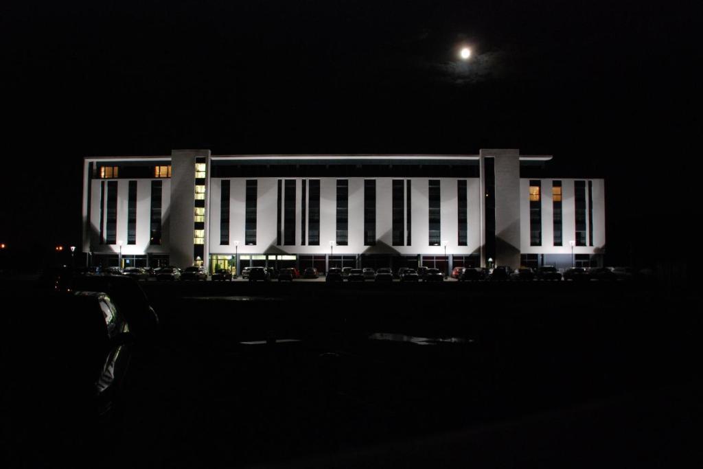 Hotel Poznanski A2 Luboń Εξωτερικό φωτογραφία