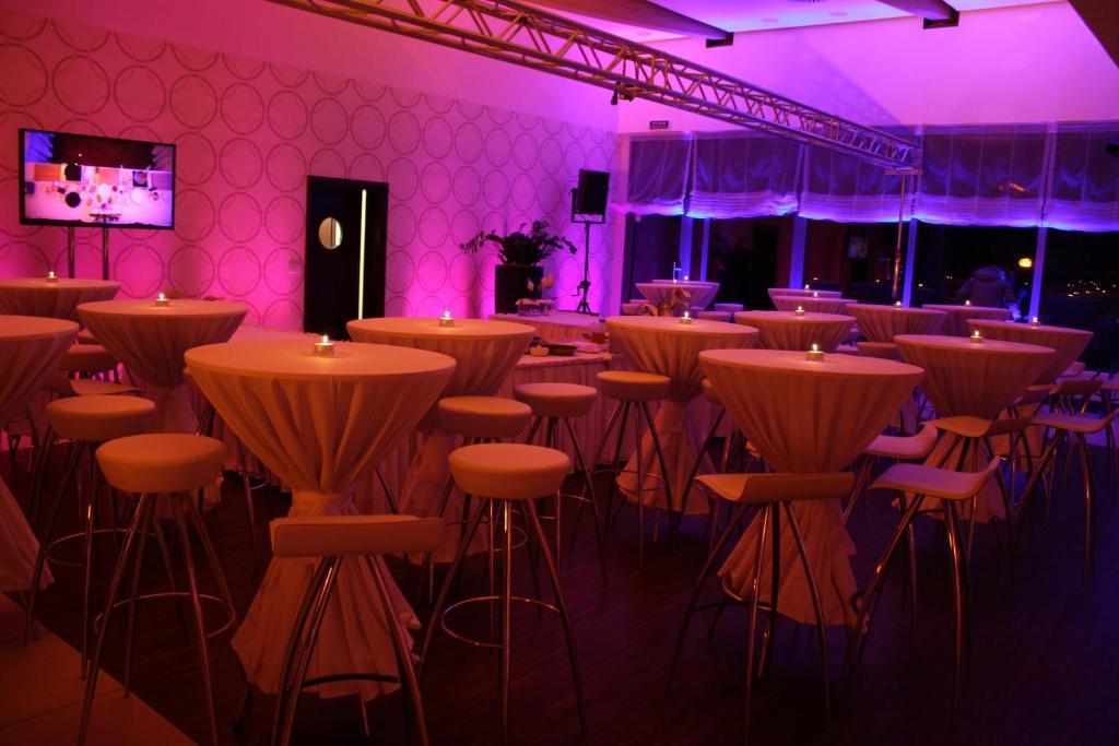 Hotel Poznanski A2 Luboń Εξωτερικό φωτογραφία